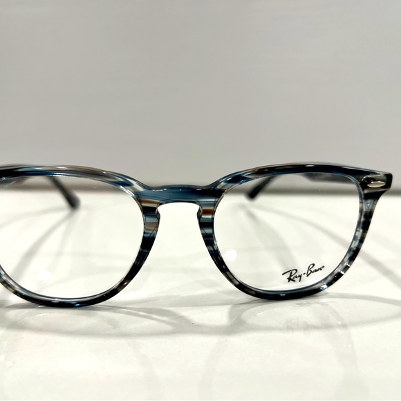 Ray Ban Glasses - Picture 9 of 10